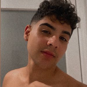 Meet your Posher, René